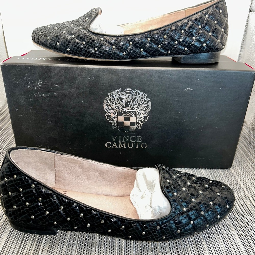 Vince Camuto Lilliana2 Black Snake Embossed Studded Quilted Leather Flats 6.5M